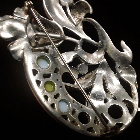 3/$10 Floral Enamel Brooch with Green and Pink Accents "As Is" - Picture 4 of 4